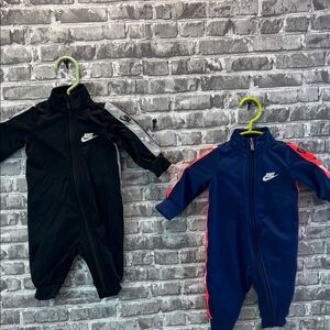 2 baby boy's‎ Nike Kids One Piece rompers